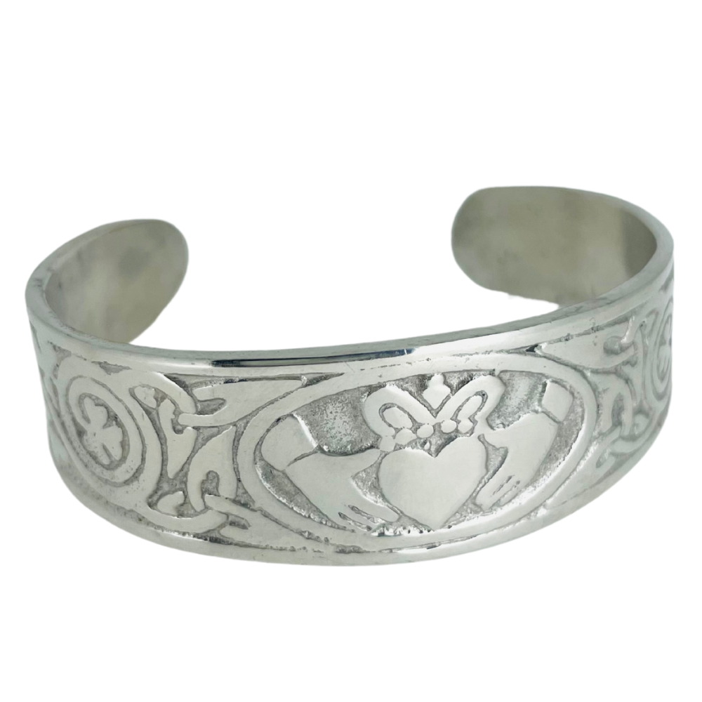 Pewter Claddagh Bangle.BN61